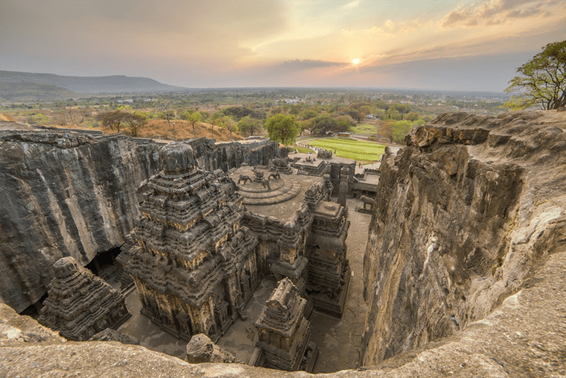 Ellora Pune Mahabalesh Tour Package